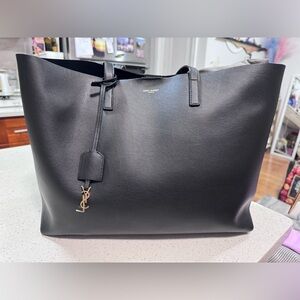 Saint Laurent Classic Black Tote